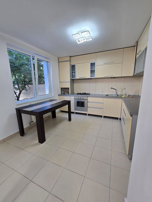 Vand casa duplex zona Dedeman