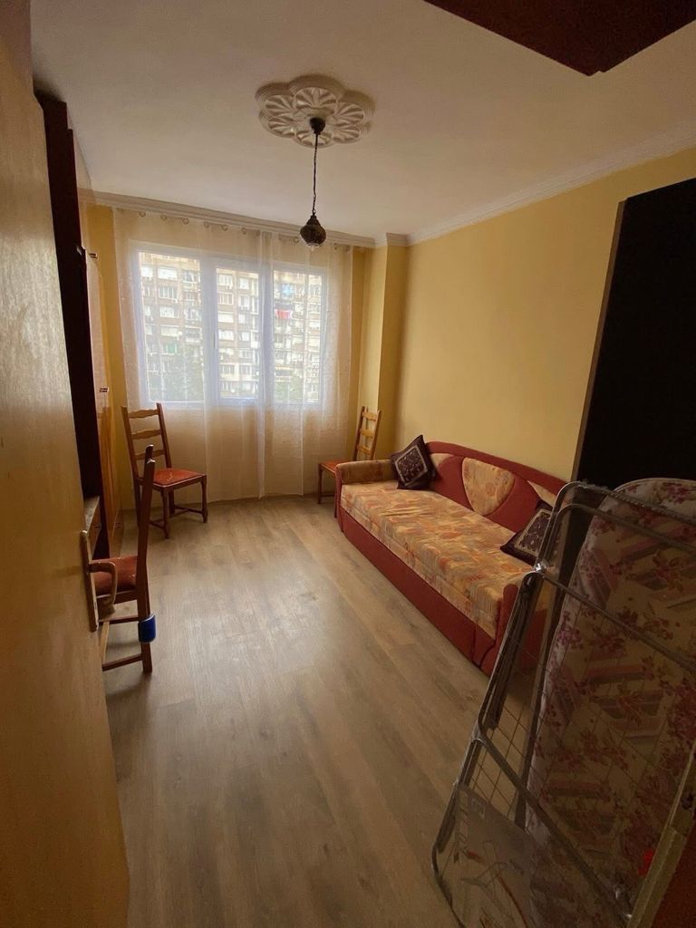 Дава се под наем Четиристаен апартамент в Стара Загора, Македонски - 100 кв.м за 331.5 € - Снимка #3