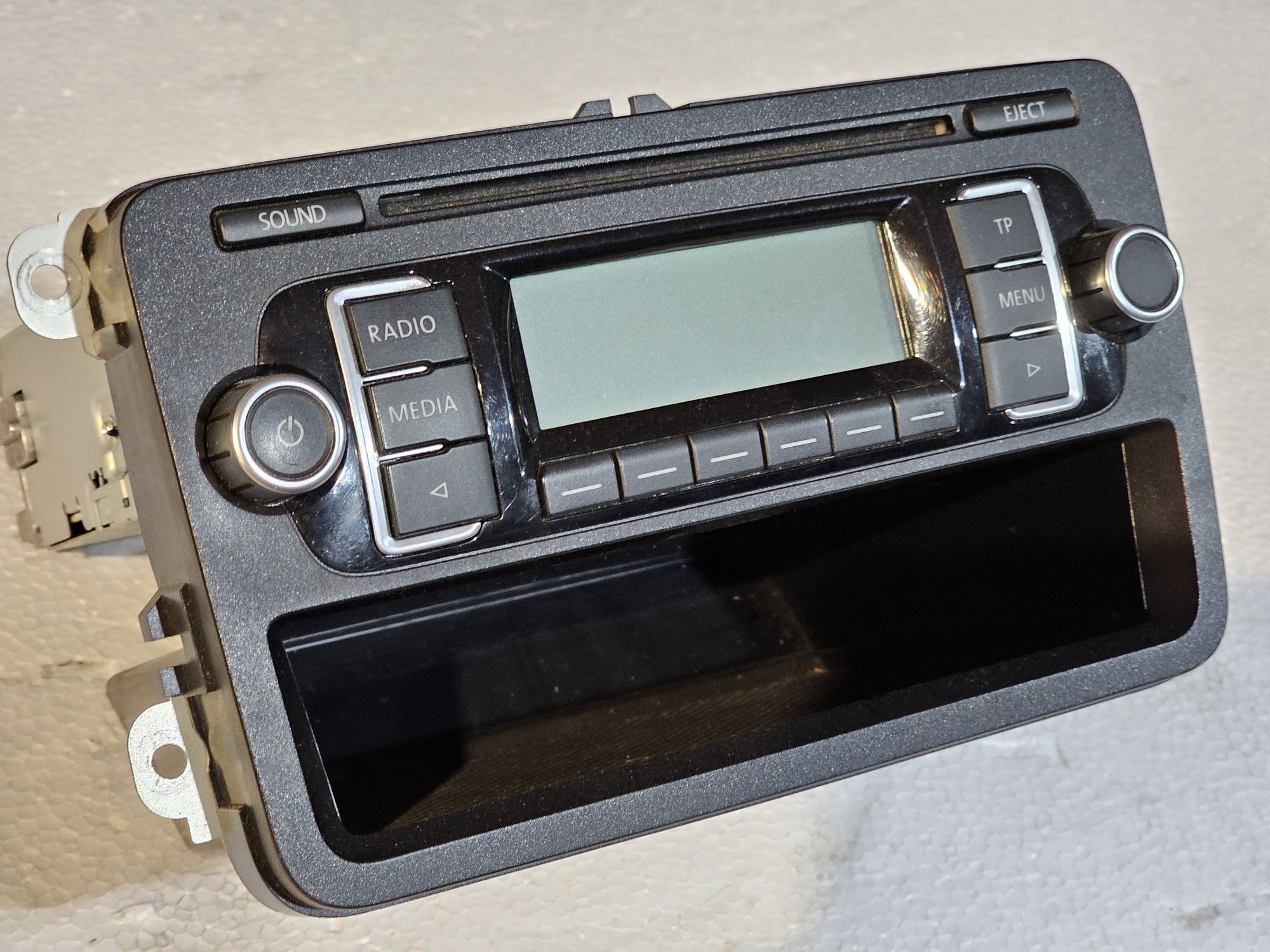 CD Player Panasonic original Volkswagen Golf 5 / Golf 6 / Passat B6