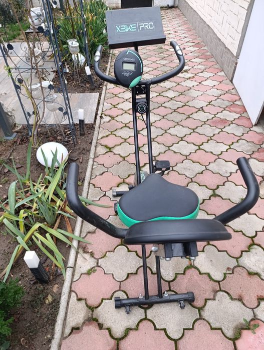 Vând bicicleta de camera