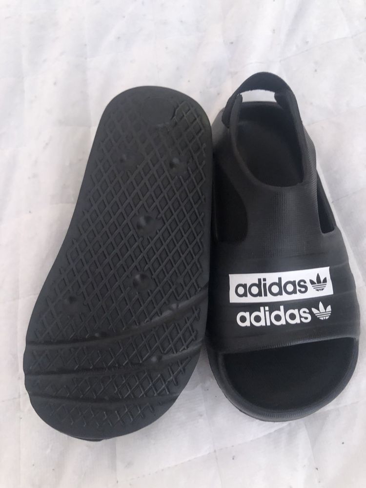 сандали adidas