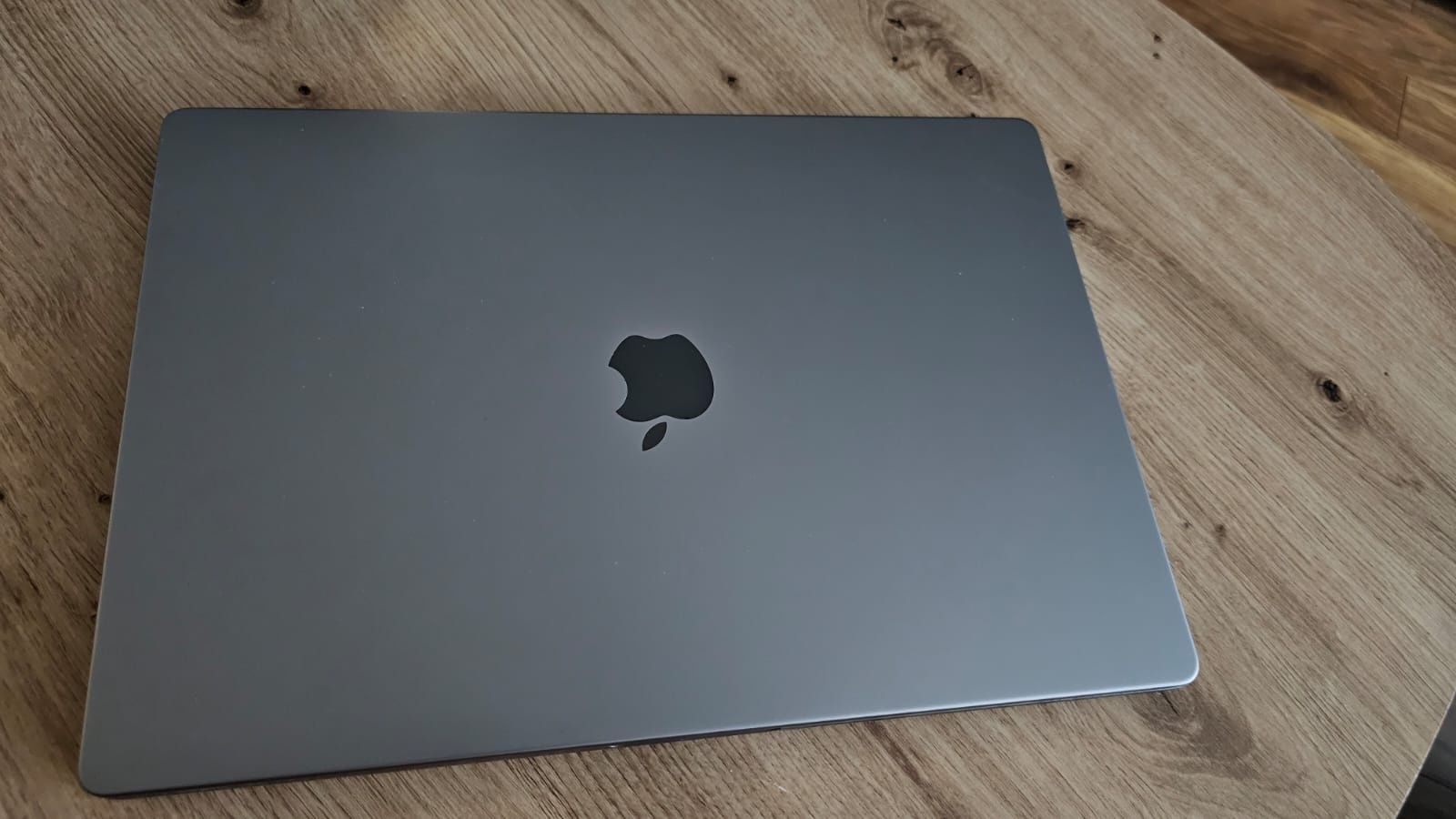 MacBook Pro M2 Max