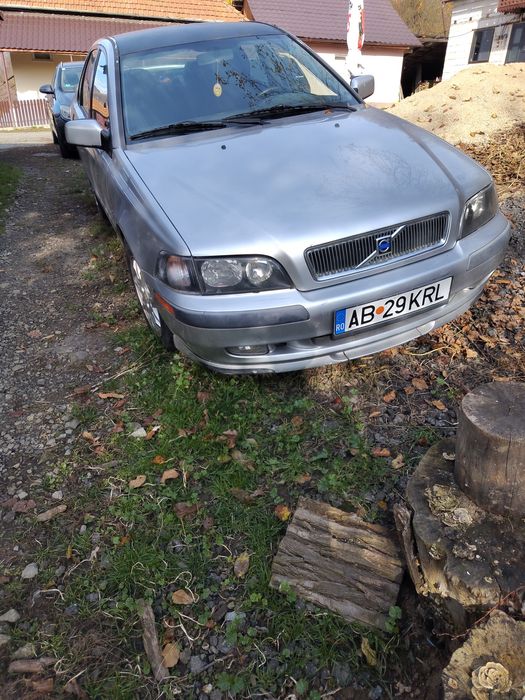 Volvo S40  1, 8 l 127 cai benzina