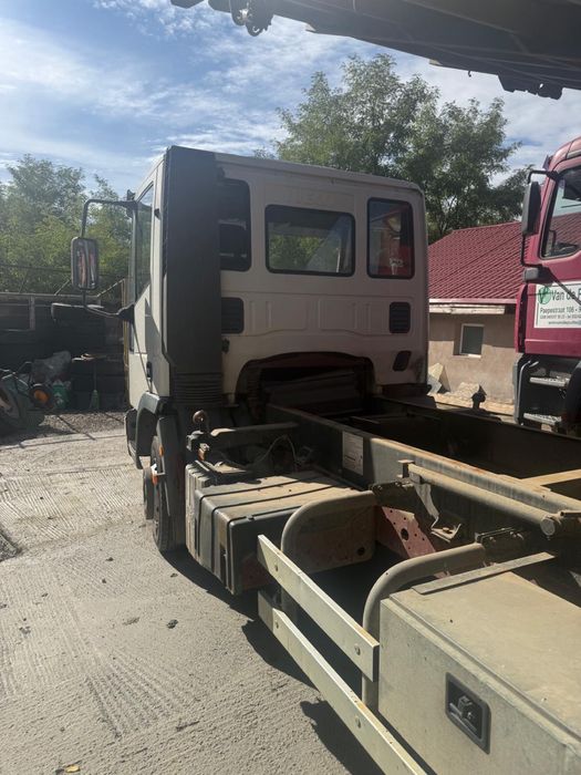 Vand/schimb Iveco EuroCargo cu miniexcavator