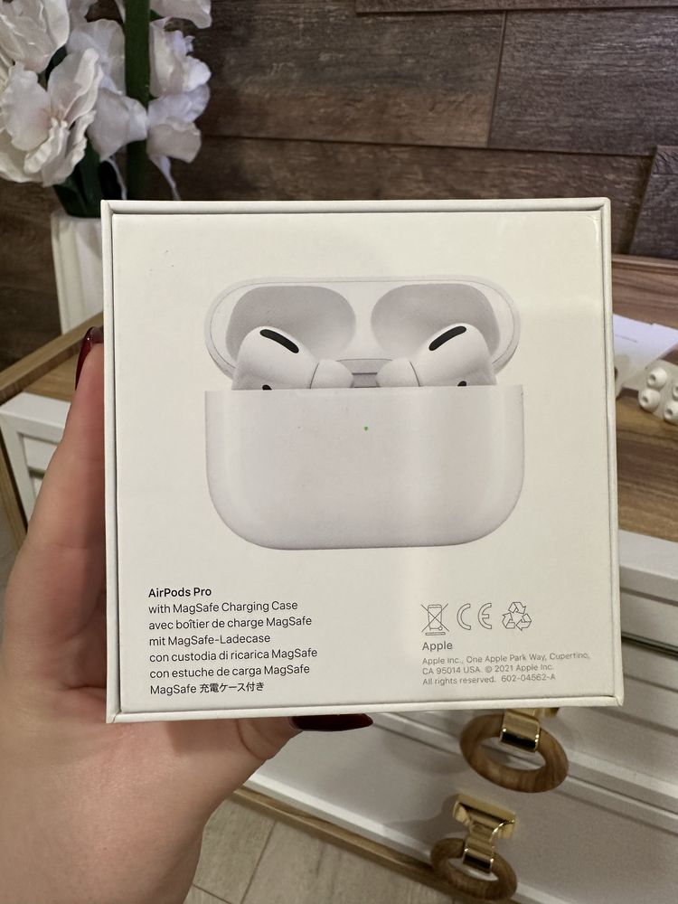 ОРИГИНАЛНИ Слушалки Airpods Pro