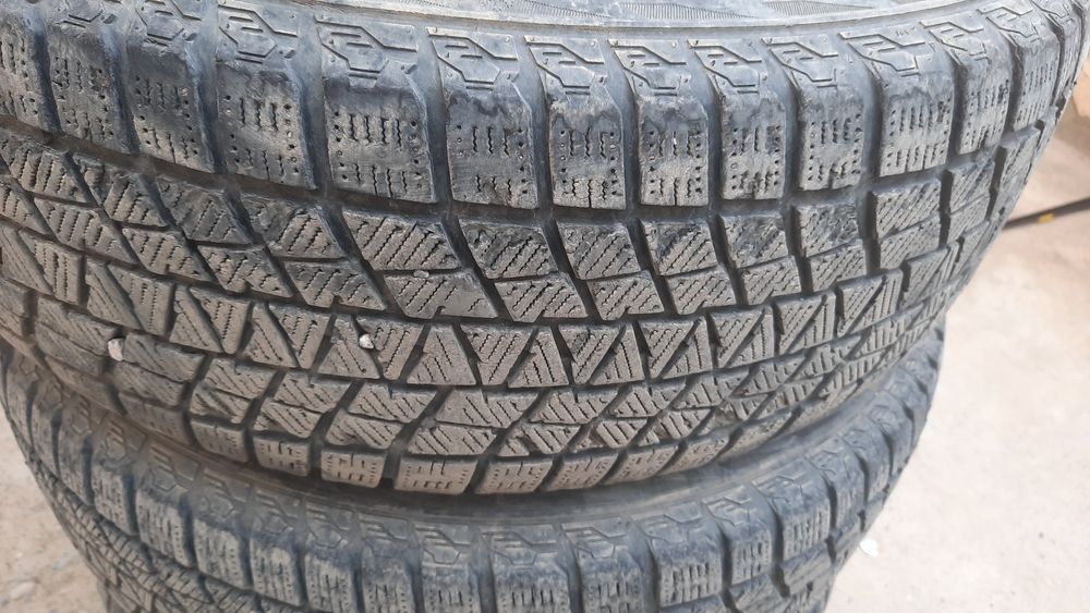 Шины зимние 225/65 R17
