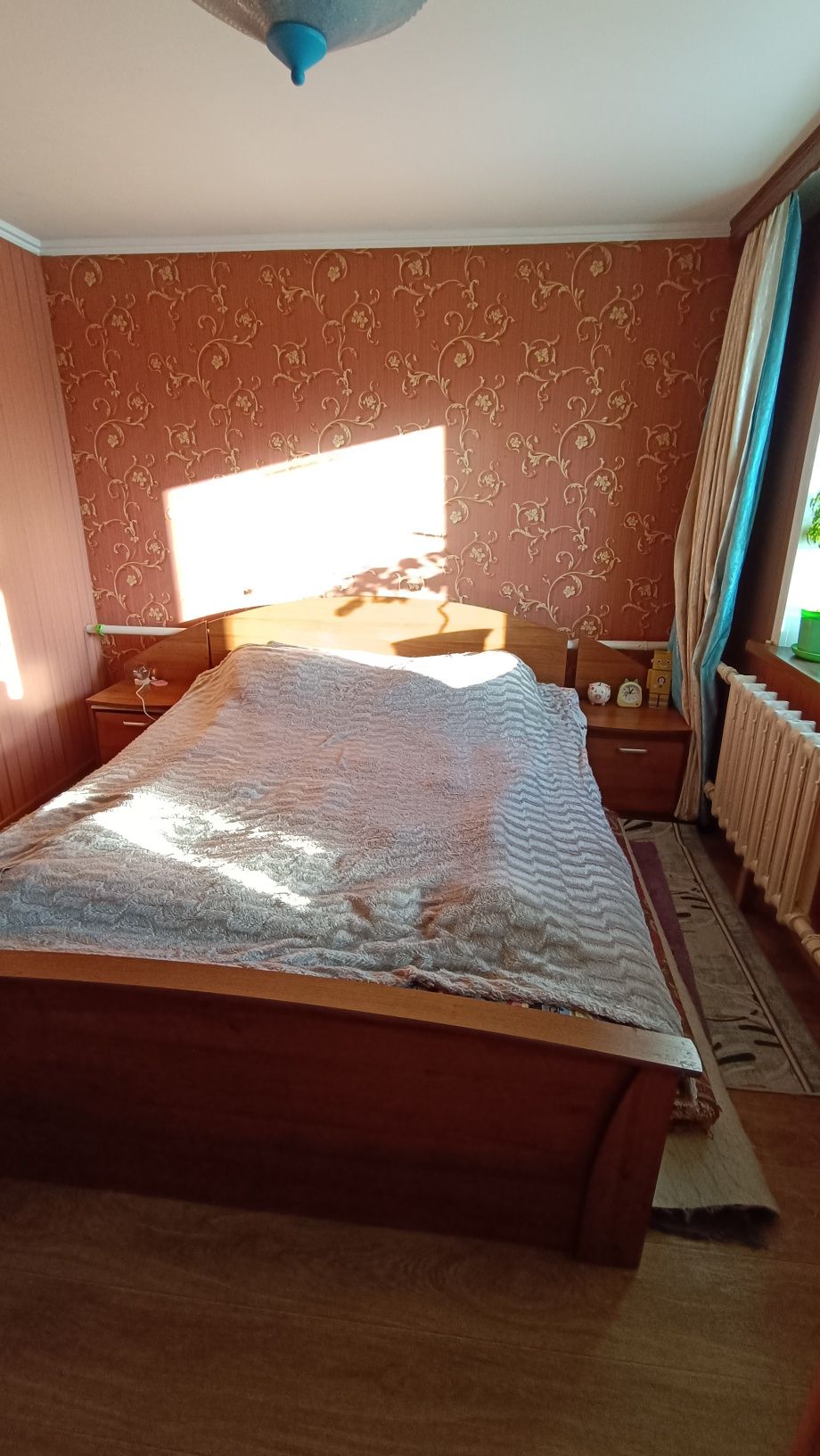 Продам 4-х комнатный дом на защите 89квм