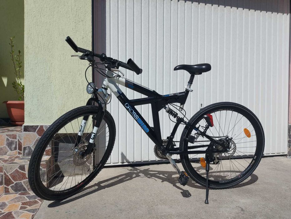 Bicicleta  MTB CrossWind Frane Disc-Cauciucuri noi-Full Shimano.