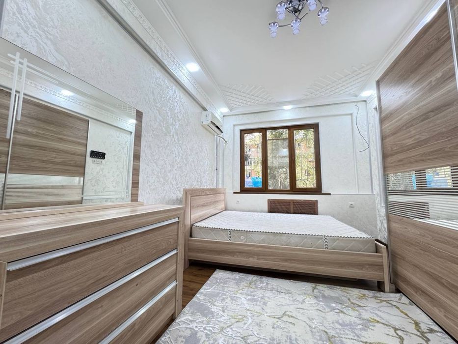 Продаётся Квартира Чиланзар 7. 2/1/4 Актепа Круг