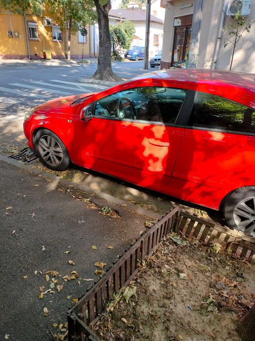 Vînd Opel Astra GTC