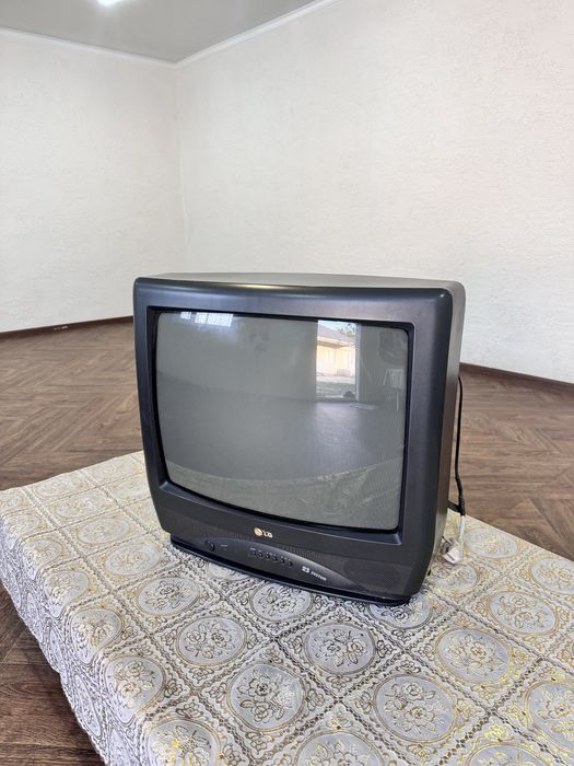 Продам телевизор