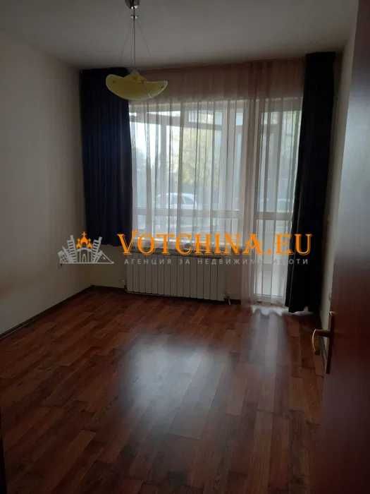 Продава се Тристаен апартамент в Варна, Бриз - 120 кв.м за 1889 €/кв.м - Снимка #5