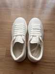 Adidasi Alexander McQueen albi piele nr 41  noi