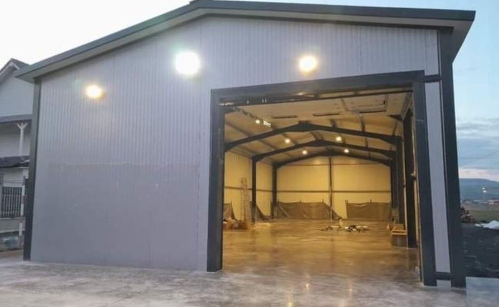 Vând hale metalice pe comandă