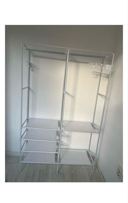 Стеллаж для вещей