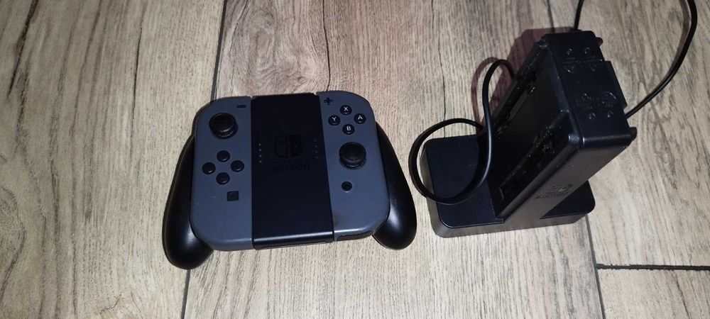Aксесоар Nintendo Switch Joy-Con + Joy Con Grip + станция