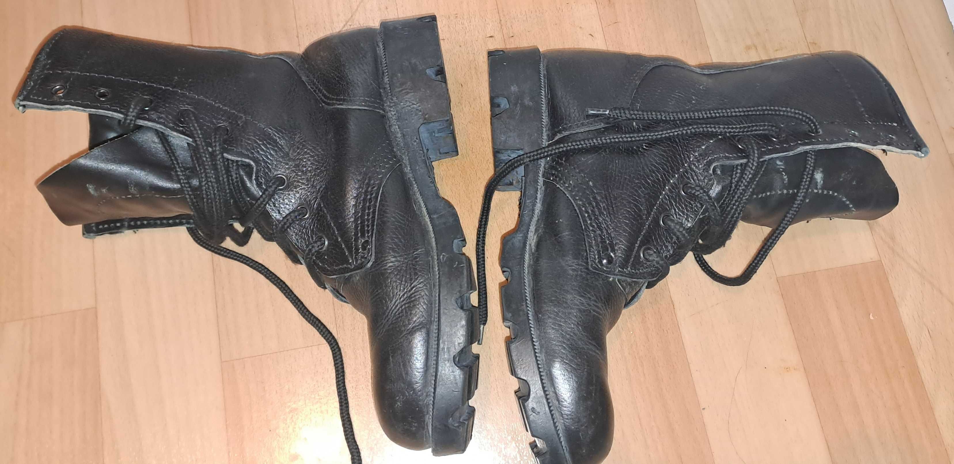 Продаю Берцы зимние
