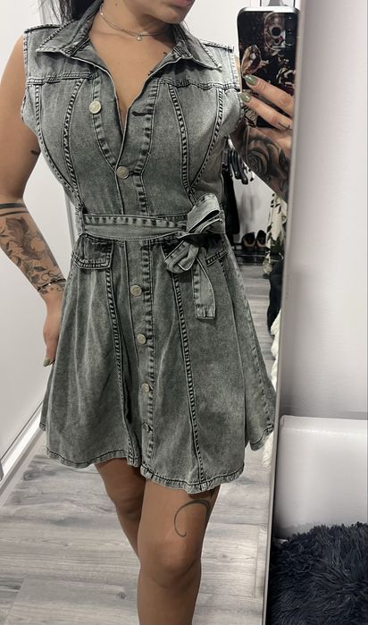 Дамски рокли различни модели