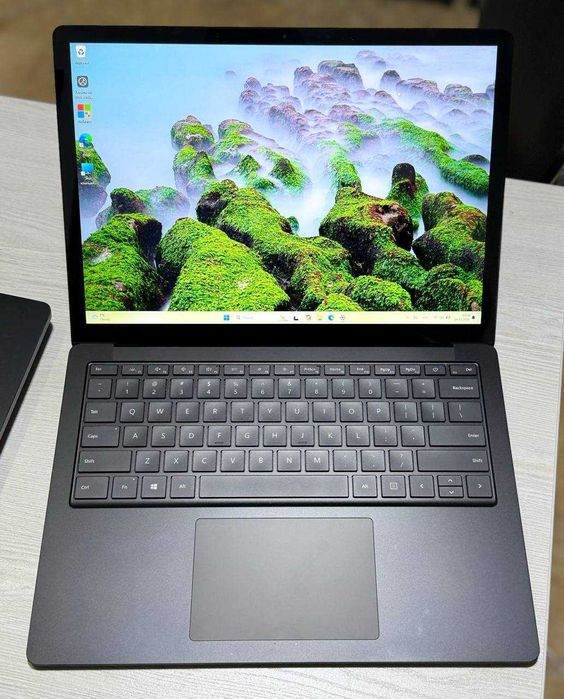 Surface Laptop 4 Black