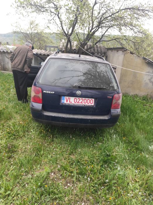 Vând passat in stare buna
