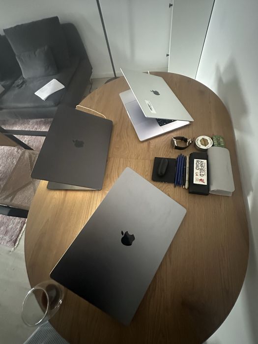 Macbook Pro 16 inch 2021 M1 Max