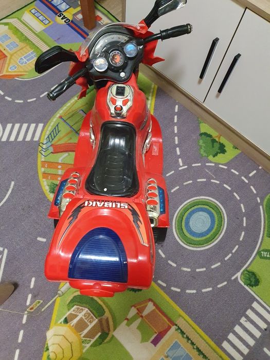 Детски акумулаторен мотор