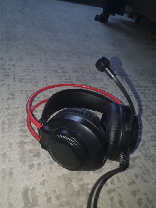 Продам наушники с микро
