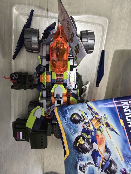 Продаю лего наборы