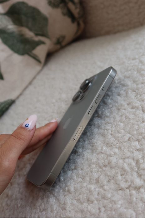 Iphone 15 Pro 256 GB Natural Titanium