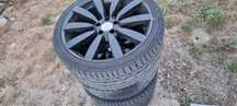 245/35 zr19 93w xl