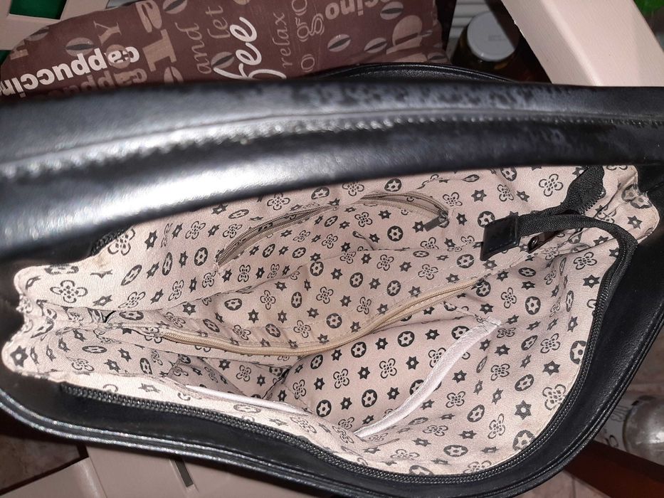 Poșetă piele ecologică