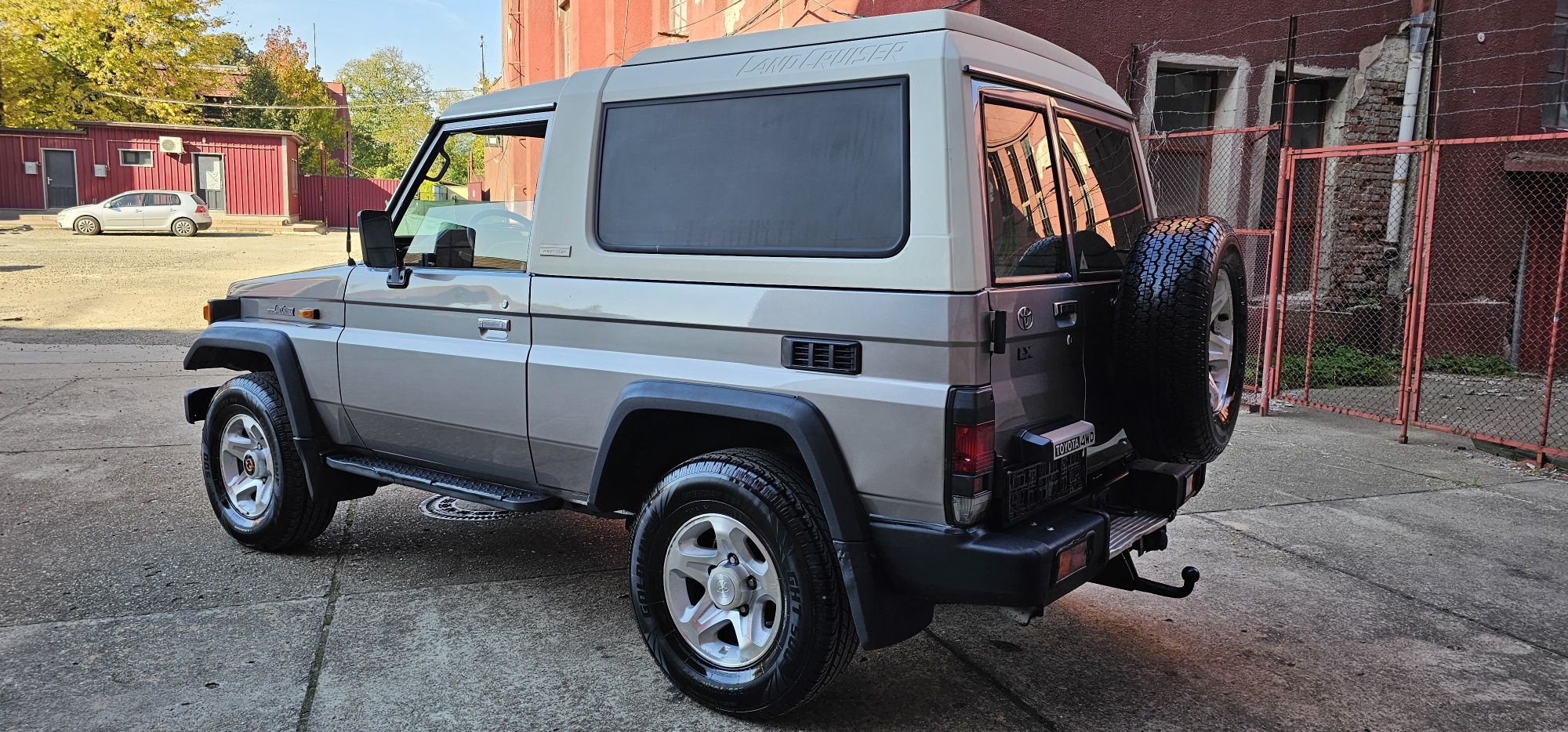 Toyota Land Cruiser HZJ 74 4X4 4.2 Diesel Clima 2001 Autoutilitara