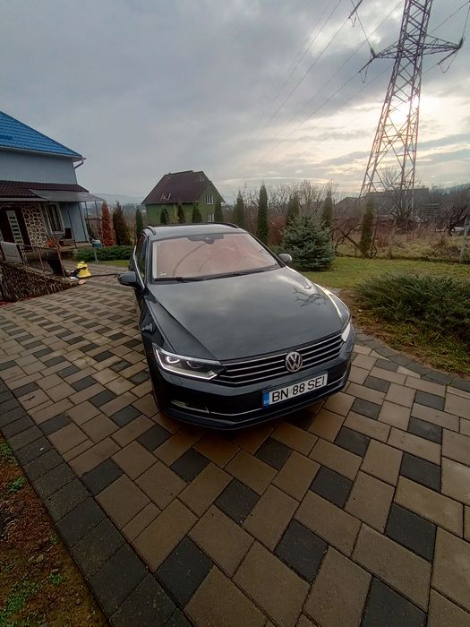 VW Passat 1.6TDI 2015 
Cutie Automata
Cauciucuri vara/iarna
Dotări
Far