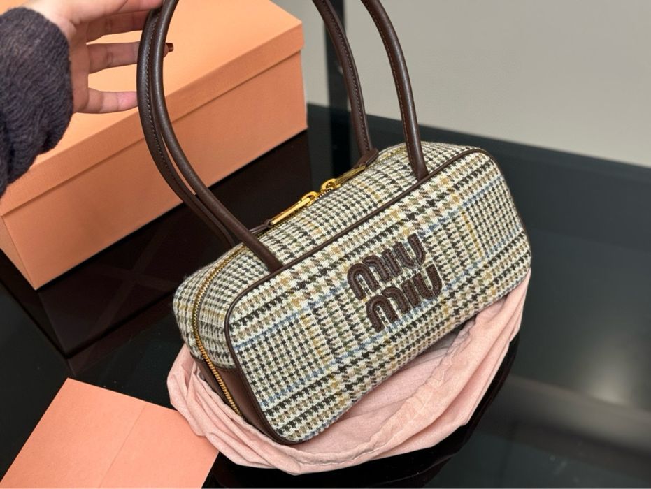 Geanta miu miu 28,34