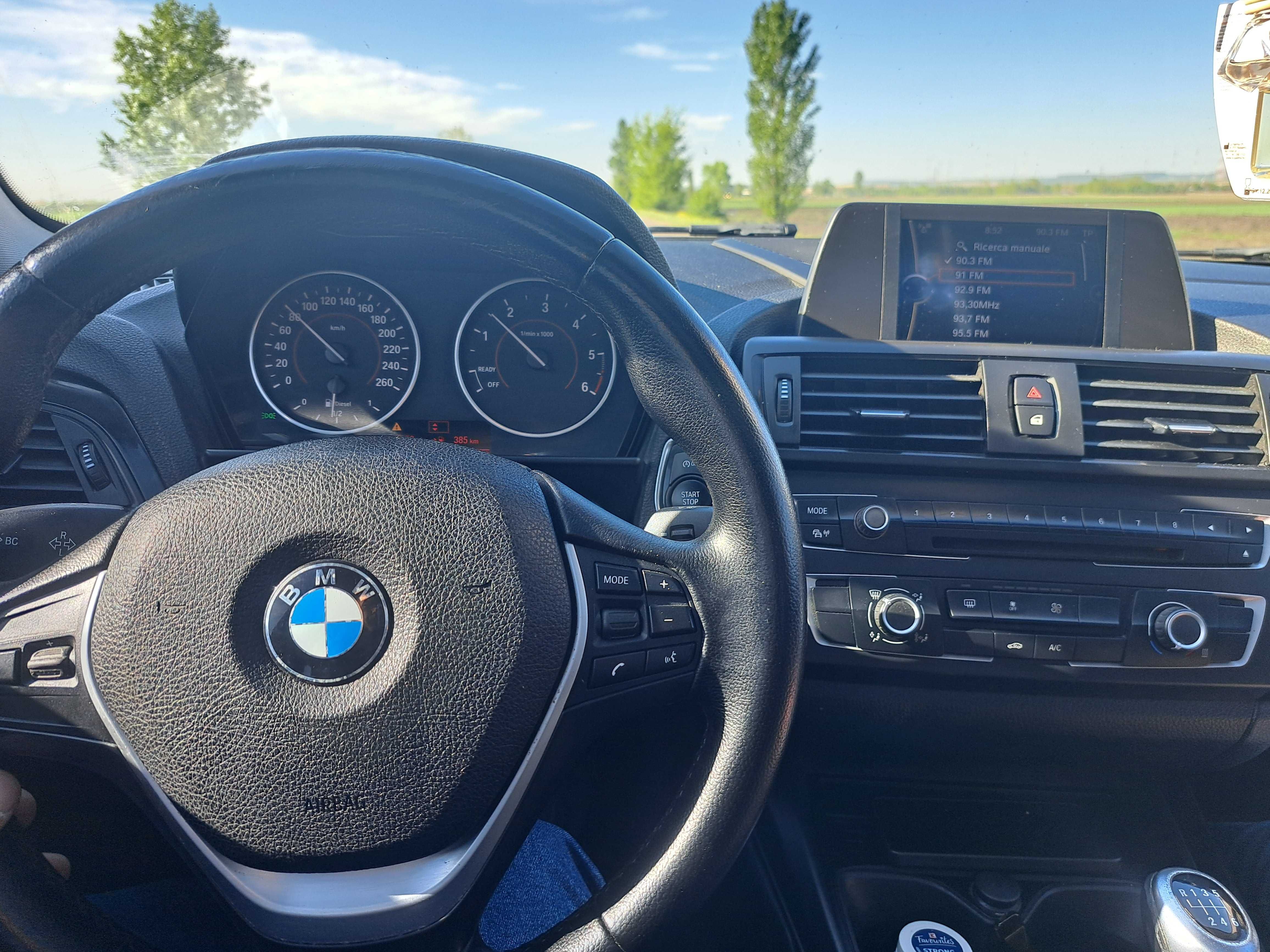 Vand bmw seria 1 an 2013