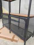 Mobilier terasa cu usi metalice perforate
