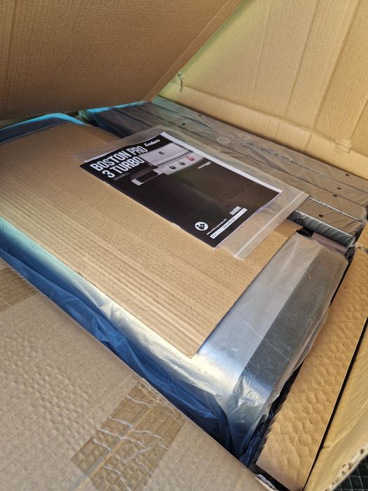 Gril Gratar Enders Boston Pro 3 Turbo Gaz Grill nou nout la cutie