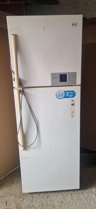 Продам Холодильник LG