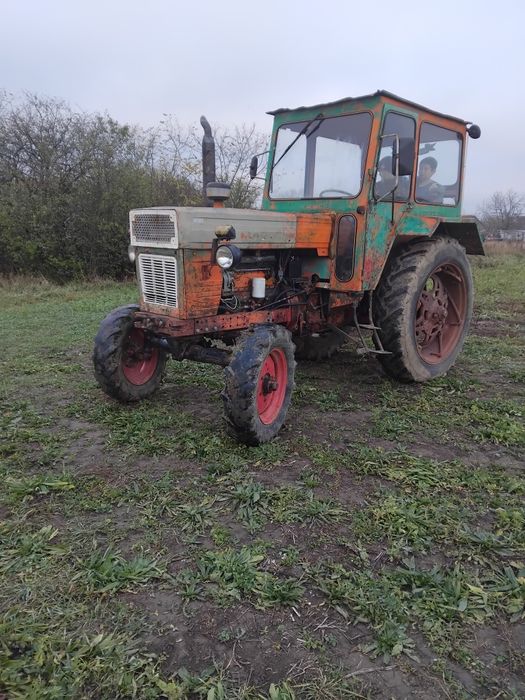 Tractor Universal U650