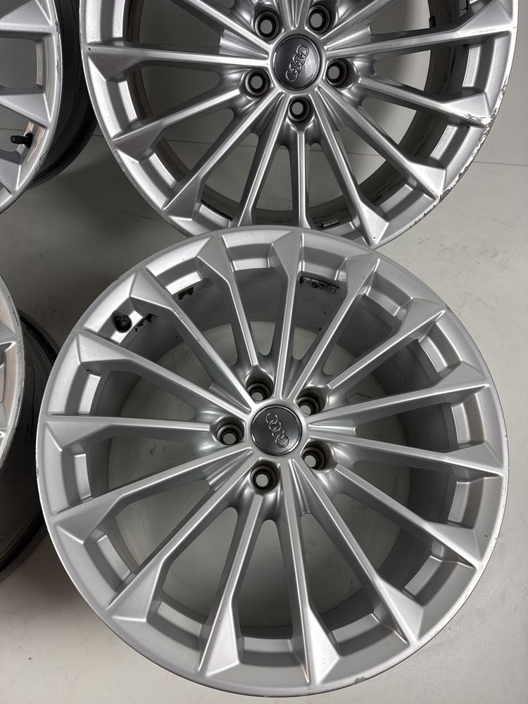 Se vand jante originale Audi R19
