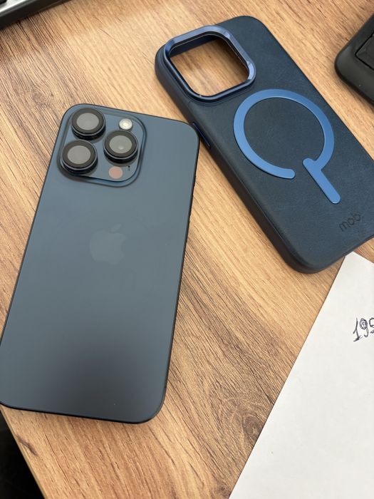 Iphone 15 pro акум 89%