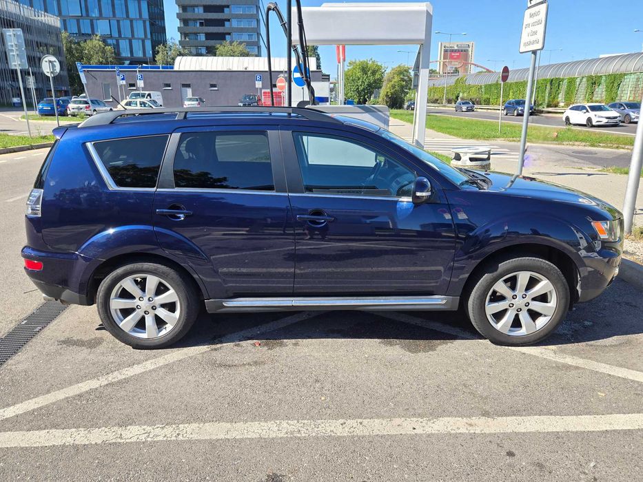 2011 Mitsubishi Outlander SUV