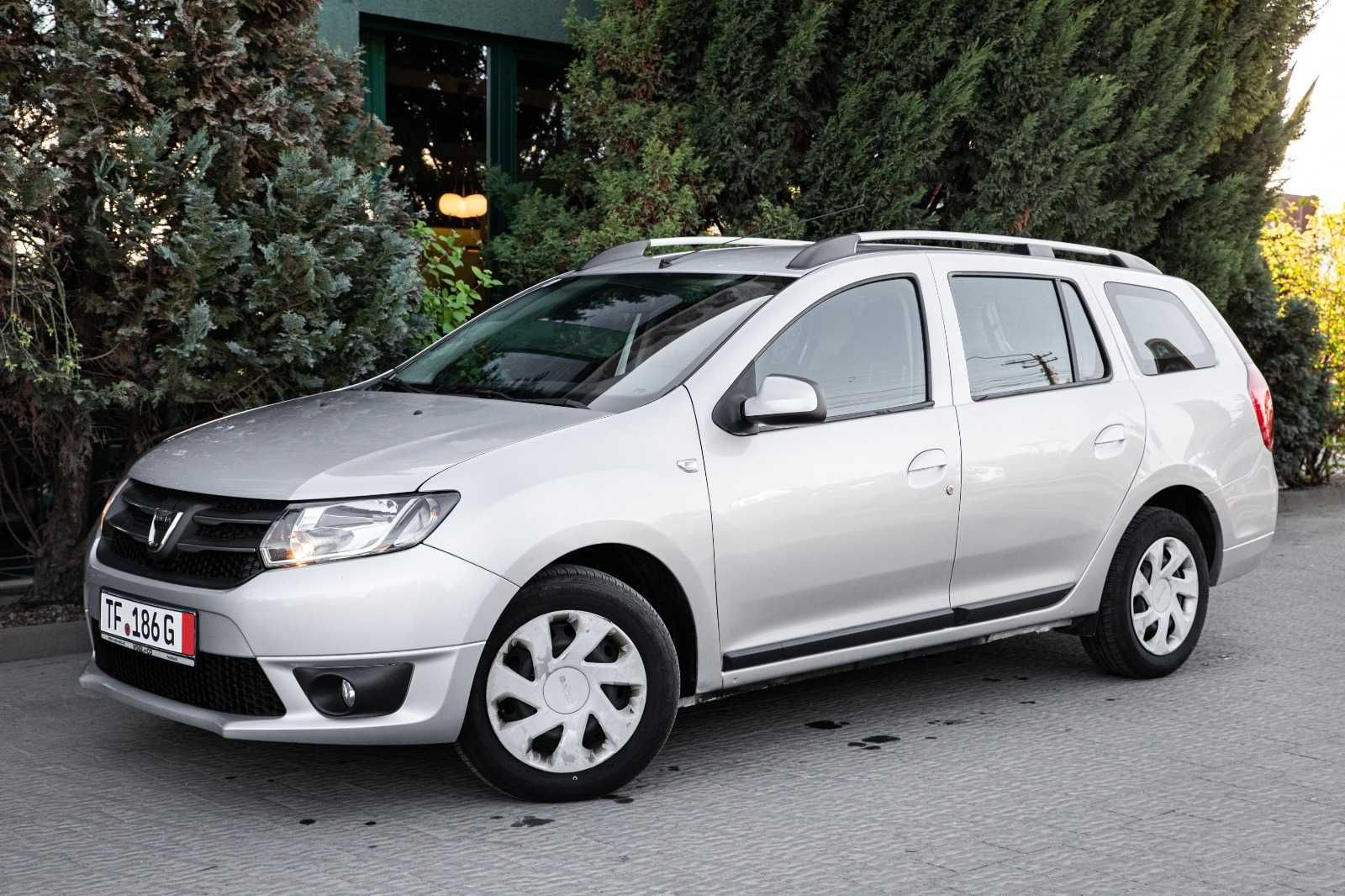 Dacia       Logan