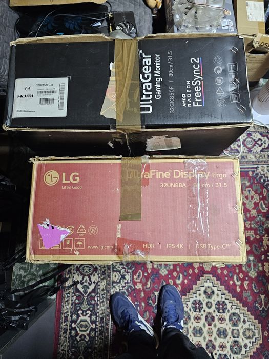 Monitoare lg 32 inch unul 4k si unul 2k, oferta ambele!
