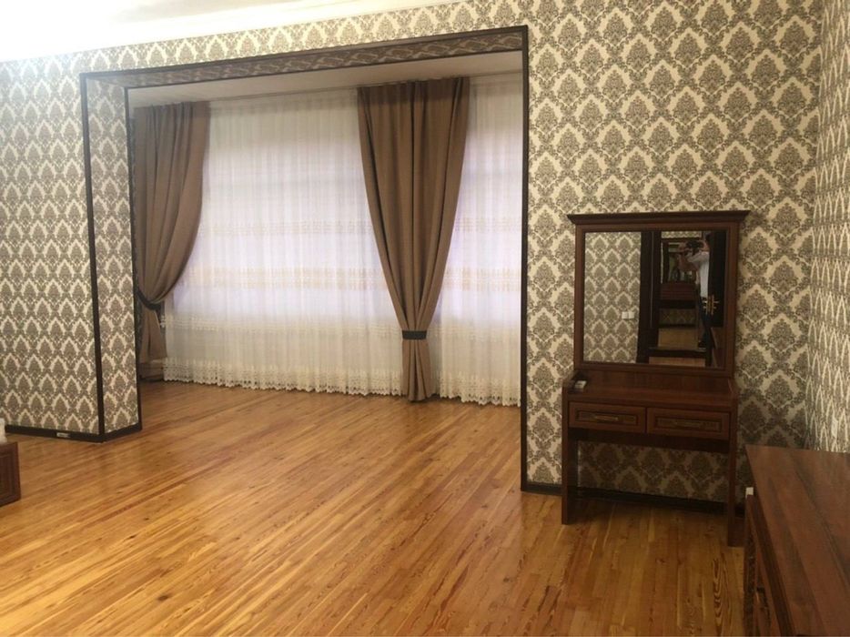 Аренда ц-1 Габус Блек стар бургер с лифтом