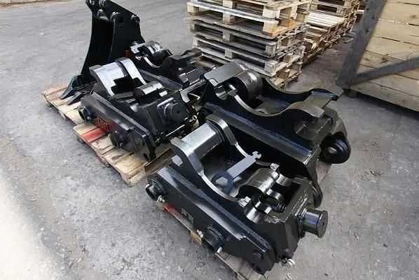 Быстросъем (квик-каплер) для спецтехники