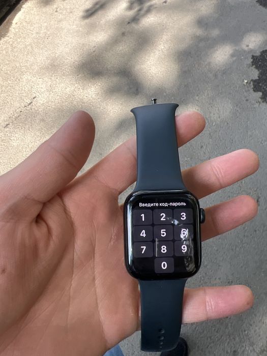 Apple wathc, в оиличном сосотояний сост аккумулятора 100%