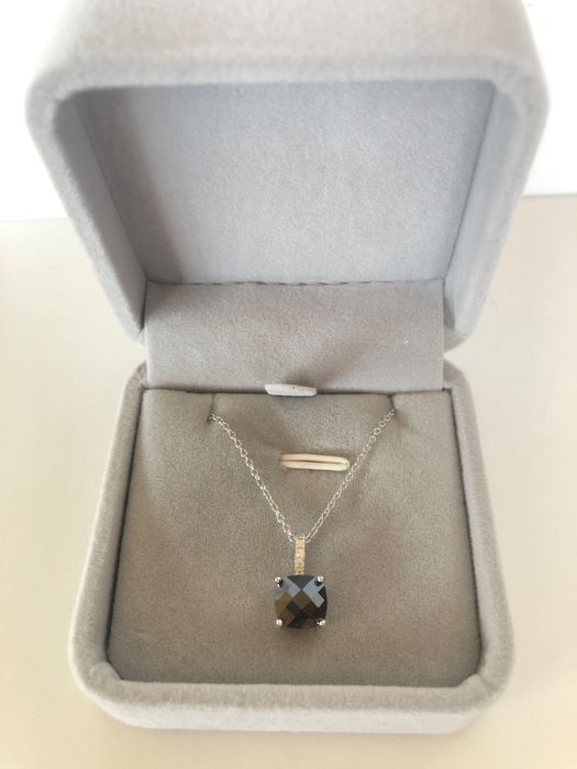 Прекрасни сребърни колиета, ограничени наличности !