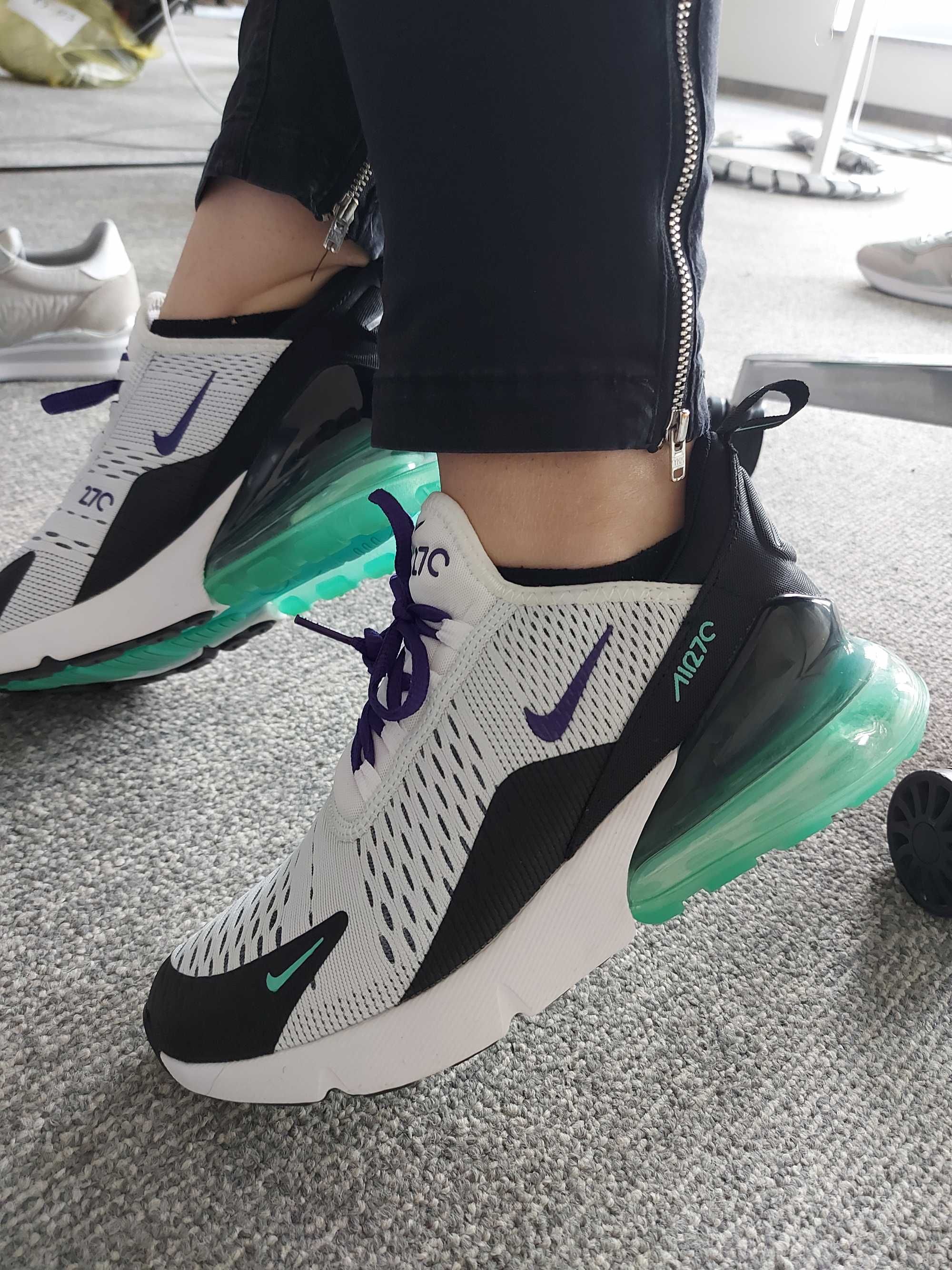 Nike Air Max 270