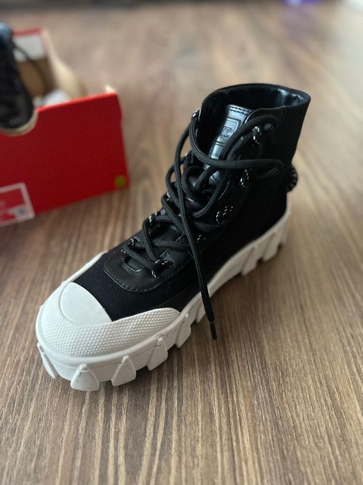 Ессени обувки ,Schutz 36 размер